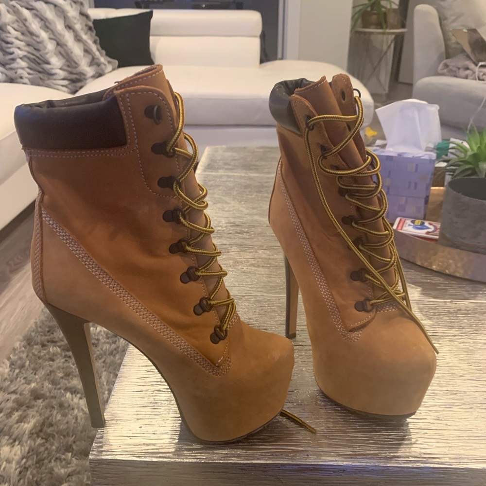 Zigi Girl timbs booties, worn once
